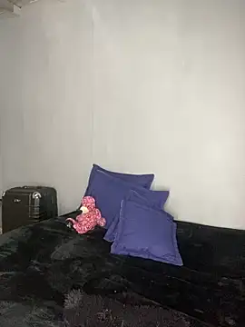 Snapshot of melani_ferraraa_ chatting on April 4, 2026, 5:16 am melani ferraraa online show from April 4, 2026, 5:16 am