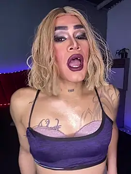 Snapshot of melani_ferraraa_ chatting on April 28, 2026, 3:44 am melani ferraraa online show from April 28, 2026, 3:44 am