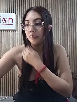 Valk submissive online show from May 9, 2026, 5:12 am