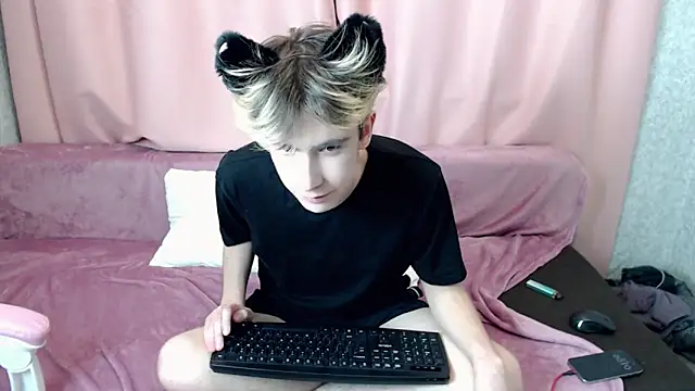 Harvey foster online show from October 31, 2025, 8:54 pm