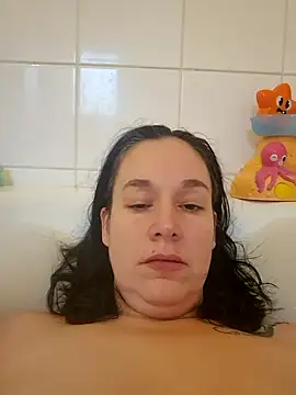 Girlysensuelle online show from February 1, 2026, 8:24 am