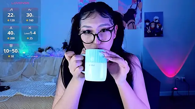 Yunamini online show from December 21, 2025, 7:10 pm