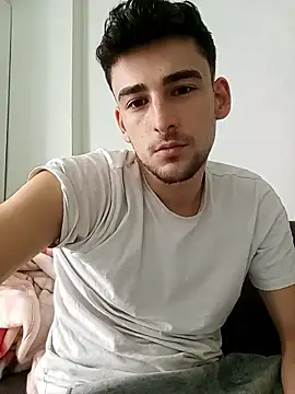 yasinesra757  online show from January 10, 2026, 9:44 am