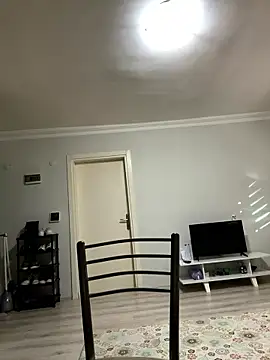 yasinesra757  online show from January 17, 2026, 7:02 am