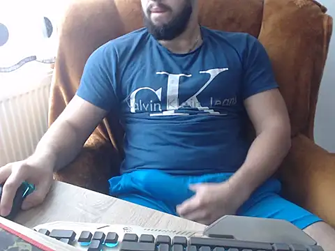 strongcoffee10 online show from November 11, 2025, 9:42 am