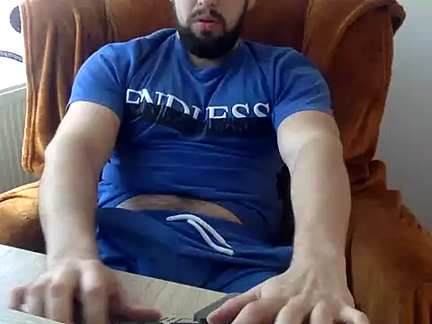 Snapshot of strongcoffee10 chatting on March 7, 2026, 8:44 am strongcoffee10 online show from March 7, 2026, 8:44 am