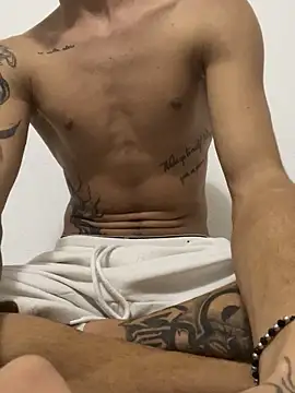 Snapshot of hardboy567 chatting on October 30, 2025, 5:02 pm hardboy567 online show from October 30, 2025, 5:02 pm