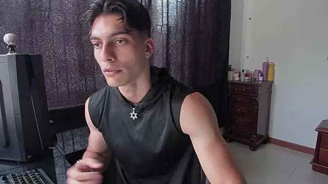 AlessioVitale online show from March 28, 2026, 9:58 pm