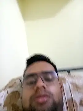 Snapshot of unknownman697856 chatting on October 30, 2025, 9:48 pm unknownman697856 online show from October 30, 2025, 9:48 pm