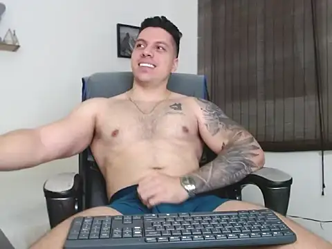 Noah Swagger  online show from November 30, 2025, 8:51 am