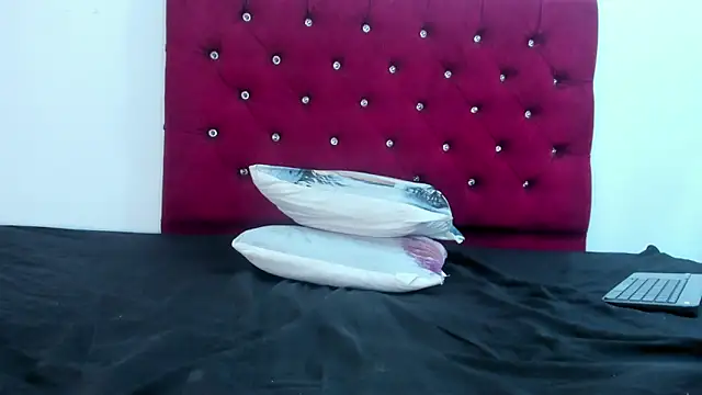 Anggie Miller online show from March 24, 2026, 11:21 pm