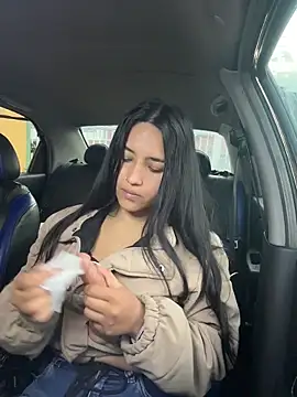 Samantha firee online show from December 2, 2025, 11:15 am