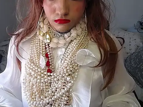 VanesaCrossic online show from November 13, 2025, 8:46 am