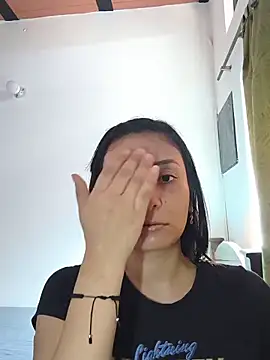 Snapshot of Minie03_ chatting on May 20, 2026, 2:34 pm Minie03 online show from May 20, 2026, 2:34 pm