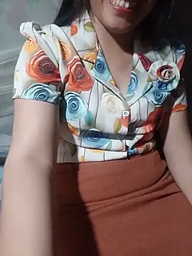 Alice-567 online show from June 18, 2026, 1:04 pm