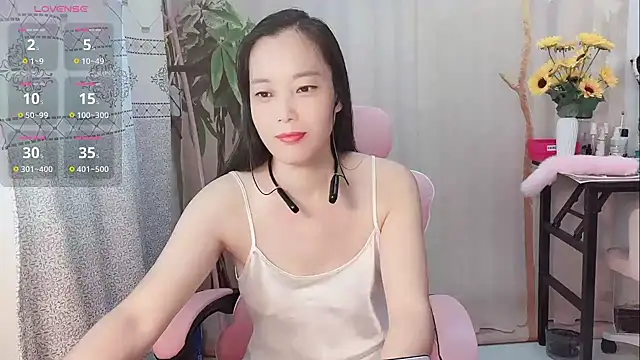 Lingling-Baby520 online show from July 1, 2026, 8:05 am