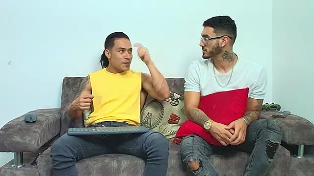 Snapshot of thebadboys05 chatting on June 1, 2026, 3:41 am thebadboys05 online show from June 1, 2026, 3:41 am