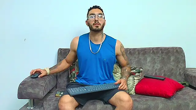 Snapshot of thebadboys05 chatting on June 17, 2026, 6:05 am thebadboys05 online show from June 17, 2026, 6:05 am