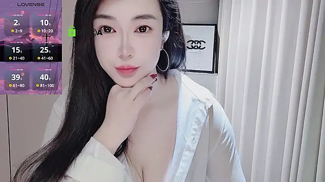 Snapshot of YunShan-33 chatting on February 7, 2026, 5:05 pm YunShan-33 online show from February 7, 2026, 5:05 pm