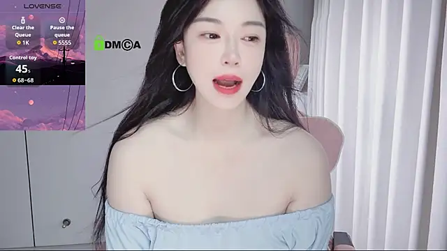 YunShan-33 online show from May 15, 2026, 4:52 am