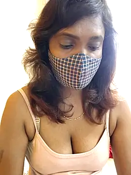 Queen-dhivya online show from December 22, 2025, 3:47 am