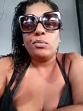 Maliaebonyfetish online show from May 2, 2026, 8:25 pm