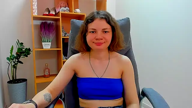 Snapshot of Stella-Maers chatting on May 26, 2026, 7:15 am Stella-Maers online show from May 26, 2026, 7:15 am