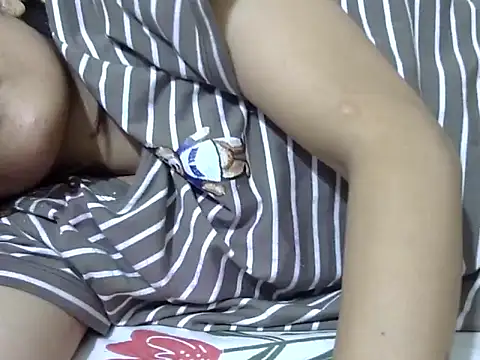 maira 33 online show from March 5, 2026, 4:25 pm