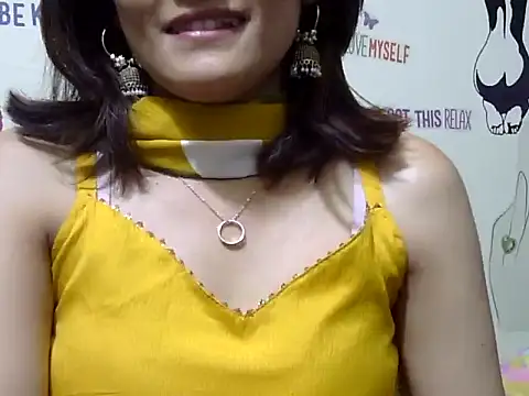 maira 33 online show from March 8, 2026, 4:22 pm