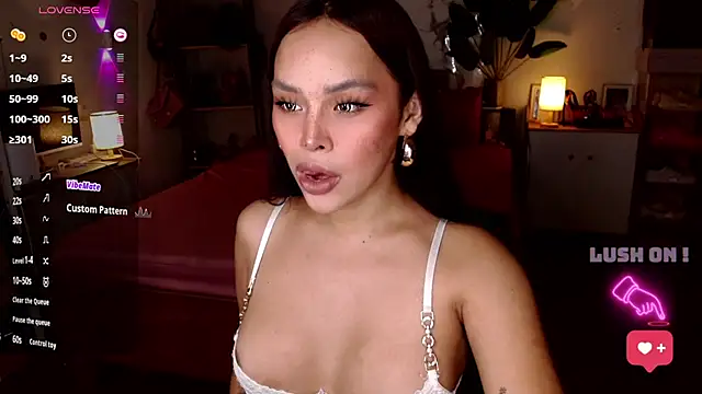 Lolitaloove69 online show from February 23, 2026, 7:44 pm