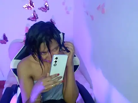 Samanta 777 online show from November 13, 2025, 4:11 am