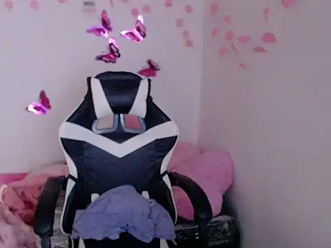 Samanta 777 online show from November 17, 2025, 10:15 pm