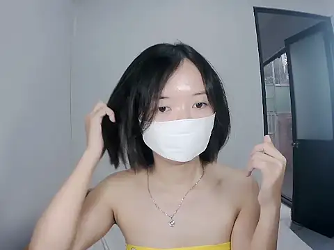 Snapshot of 10tb chatting on November 13, 2025, 8:57 am 10tb online show from November 13, 2025, 8:57 am