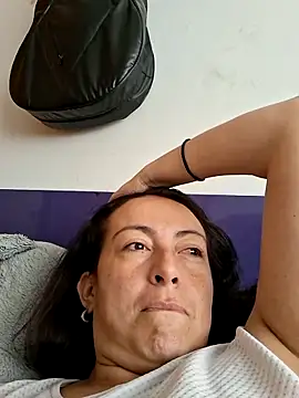 Lauryn Jones online show from June 30, 2026, 3:57 pm