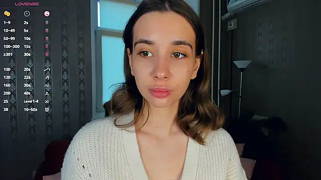 JacalynSchreiber online show from November 20, 2025, 11:43 am