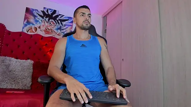 axelwinters   online show from December 22, 2025, 11:40 am