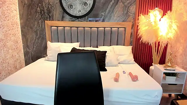 Valery Shadey online show from December 15, 2025, 8:02 pm