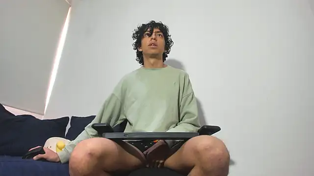 saint dark online show from December 2, 2025, 1:17 pm