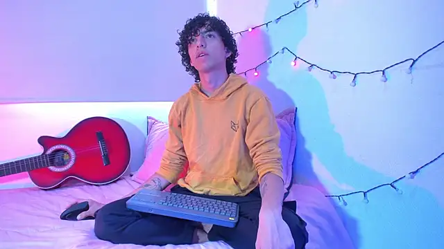 saint dark online show from December 21, 2025, 1:18 pm