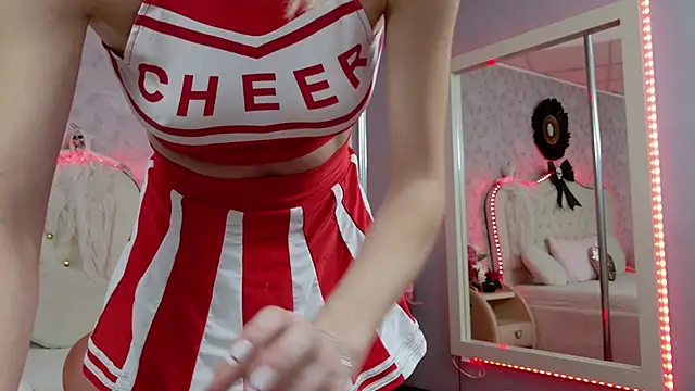 Snapshot of GracieCute chatting on October 18, 2025, 3:20 am GracieCute online show from October 18, 2025, 3:20 am