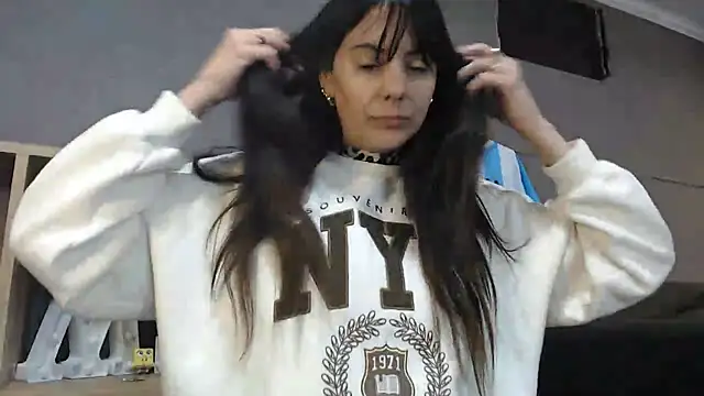 mickystrumia23 online show from June 16, 2026, 3:47 pm