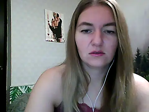 CandyOLimeX online show from November 10, 2025, 9:36 pm