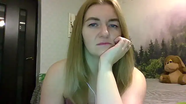 CandyOLimeX online show from February 4, 2026, 9:31 pm