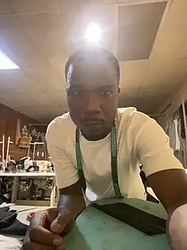 Ndodemnyamaxh online show from November 3, 2025, 8:21 pm