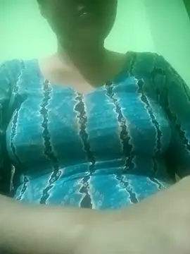 Snapshot of Tina_250 chatting on April 18, 2026, 3:49 pm Tina 250 online show from April 18, 2026, 3:49 pm