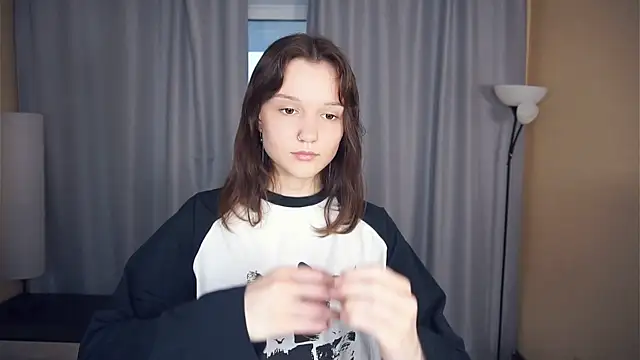 Snapshot of YerGriffing chatting on November 10, 2025, 6:45 am YerGriffing online show from November 10, 2025, 6:45 am