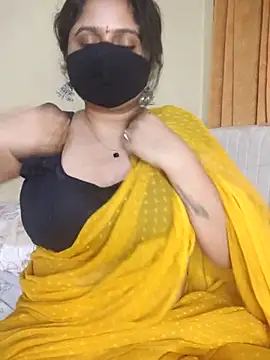 Snapshot of mouni499 chatting on June 16, 2026, 7:38 pm mouni499 online show from June 16, 2026, 7:38 pm