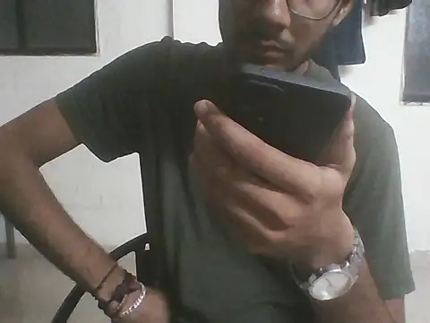 Bull Dick 69 online show from May 6, 2026, 5:07 pm