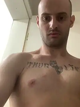 Manfredini607452 online show from February 9, 2026, 9:08 pm