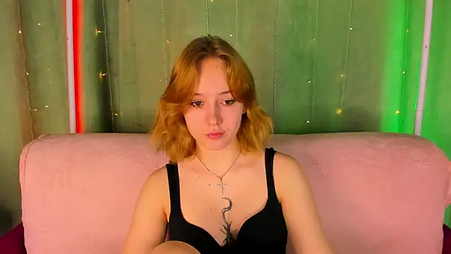 RikkiChoco online show from May 7, 2026, 10:37 pm